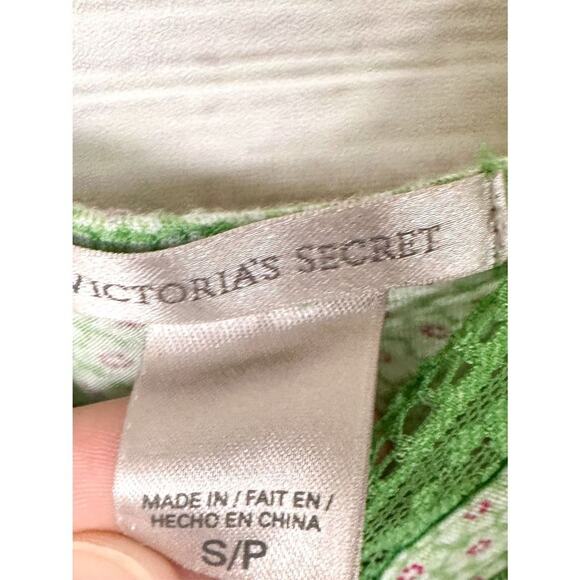 Victoria's Secret Green Camisole with Pink Accent - Picture 4 of 7